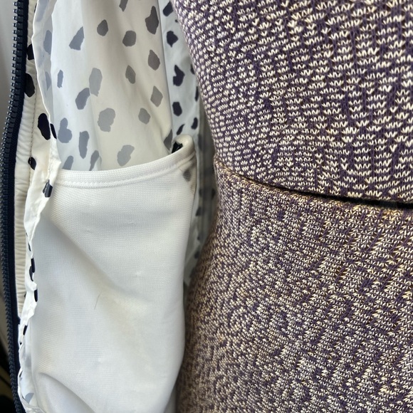 NWOT adidas Originals SST Track Jacket Full Zip Women's White Black Windbreaker - Picture 10 of 16